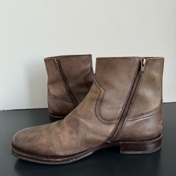 Frye Sawyer Men's Chelsea Boot Size 13 Leather Ankle Western Side Zipper Shoes - Picture 2 of 13